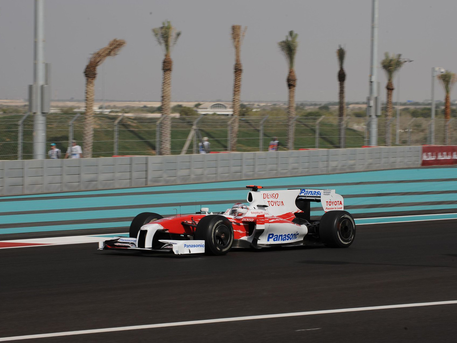 GP ABU DHABI 1600x1200